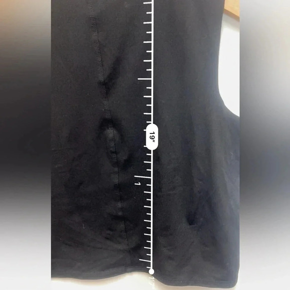 lovers of hYOUmanity Best Things in Life Crop Muscle Tank Size Small - Picture 8 of 8